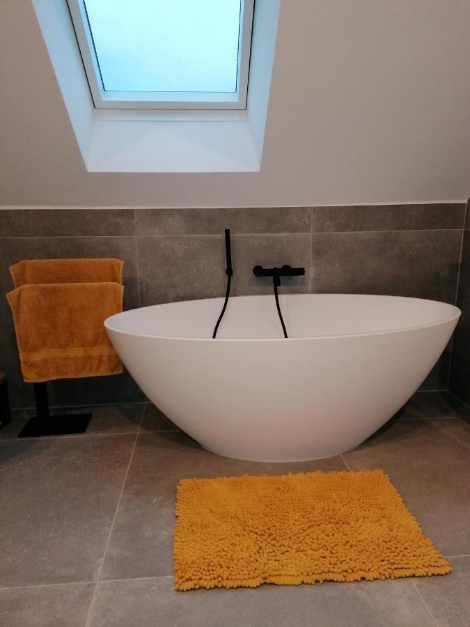 Le Clos Du Montys Louveigné Extérieur photo